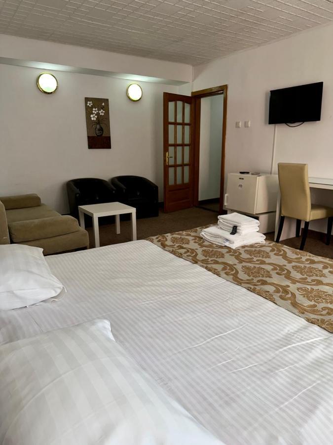 Darin Hotel Bucureşti Exterior foto